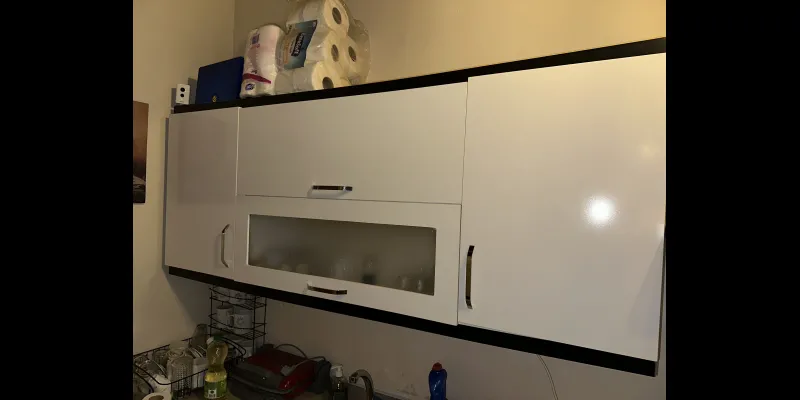 Mutfak tezgahı, dolapları ve cekmeceleri